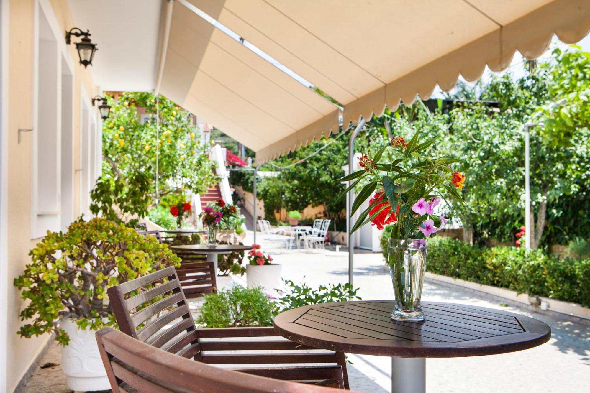 Tzivras Villa & Apartments Lassi  Phòng bức ảnh