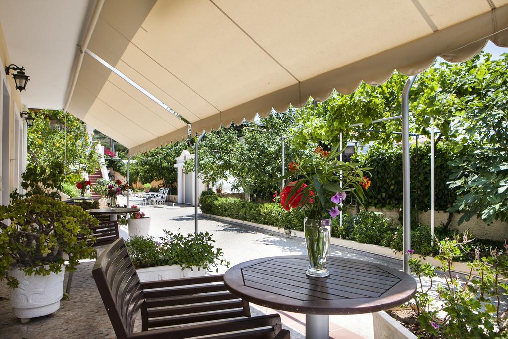 Tzivras Villa & Apartments Lassi  Ngoại thất bức ảnh